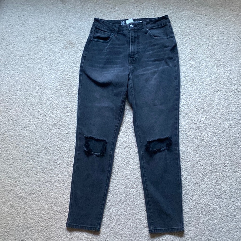 No boundaries distressed black jeans
